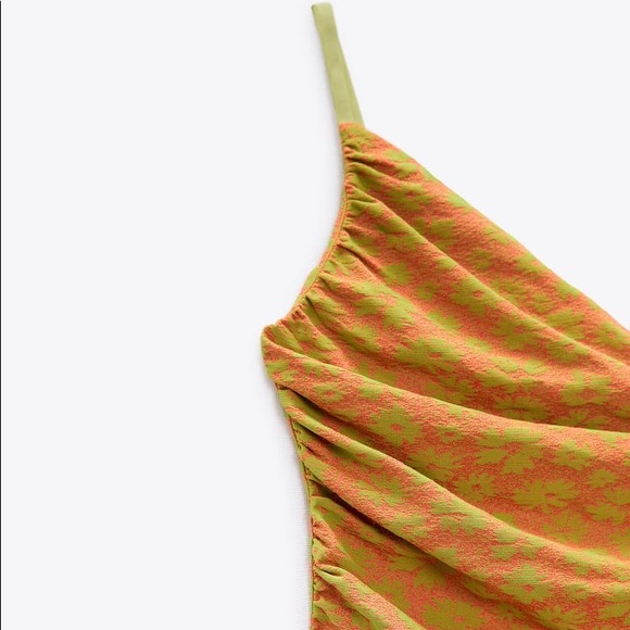 SOLD‼️ ZARA ASYMMETRIC JACQUARD TOP - Picture 7 of 7